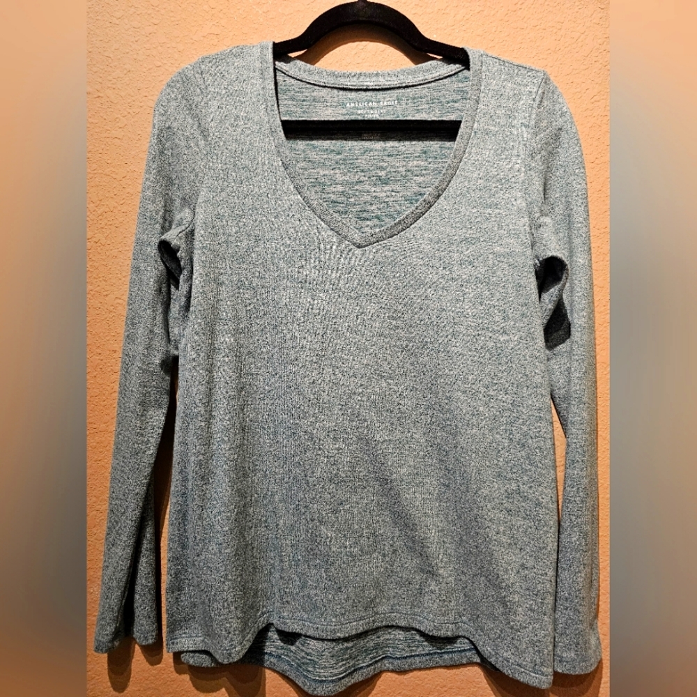 American Eagle Soft & Sexy Plush Long Sleeve Green T-shirt Size M